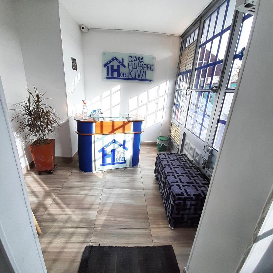 Hotel Casa Huesped Kiwi โบโกตา ภายนอก รูปภาพ