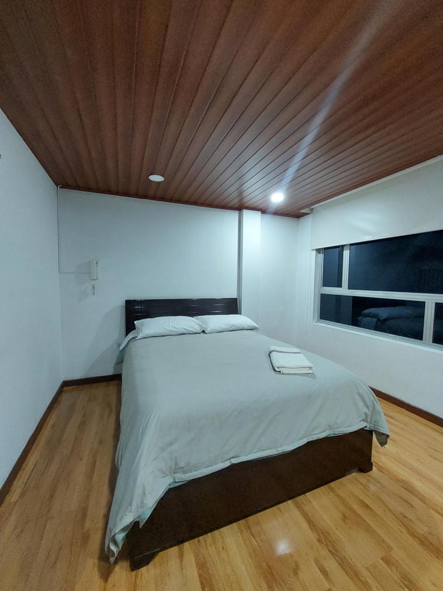 Hotel Casa Huesped Kiwi โบโกตา ห้อง รูปภาพ