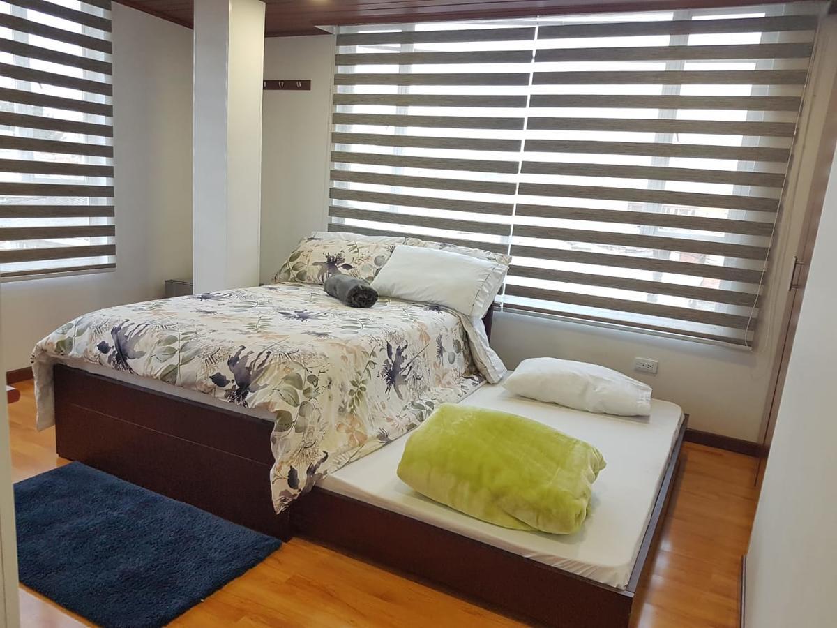 Hotel Casa Huesped Kiwi โบโกตา ภายนอก รูปภาพ